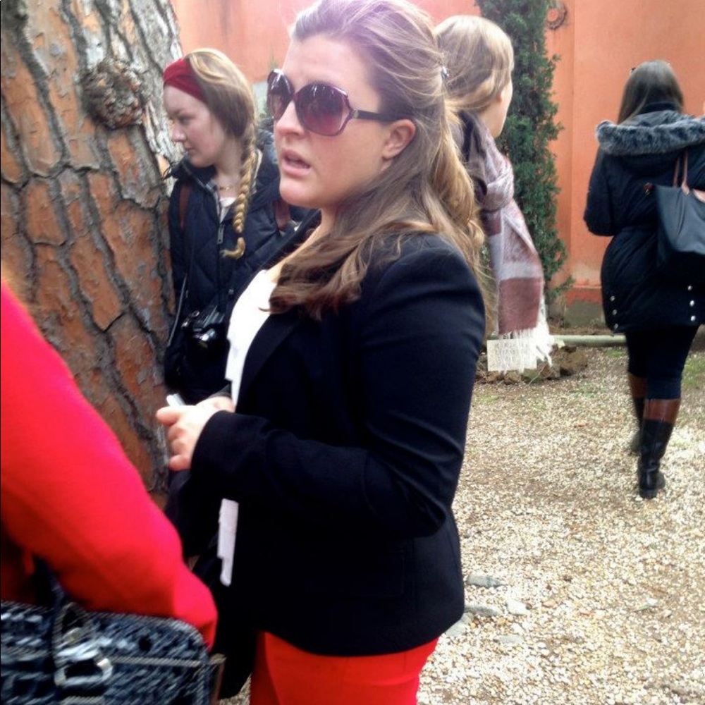 Meet your Posher, Victoria